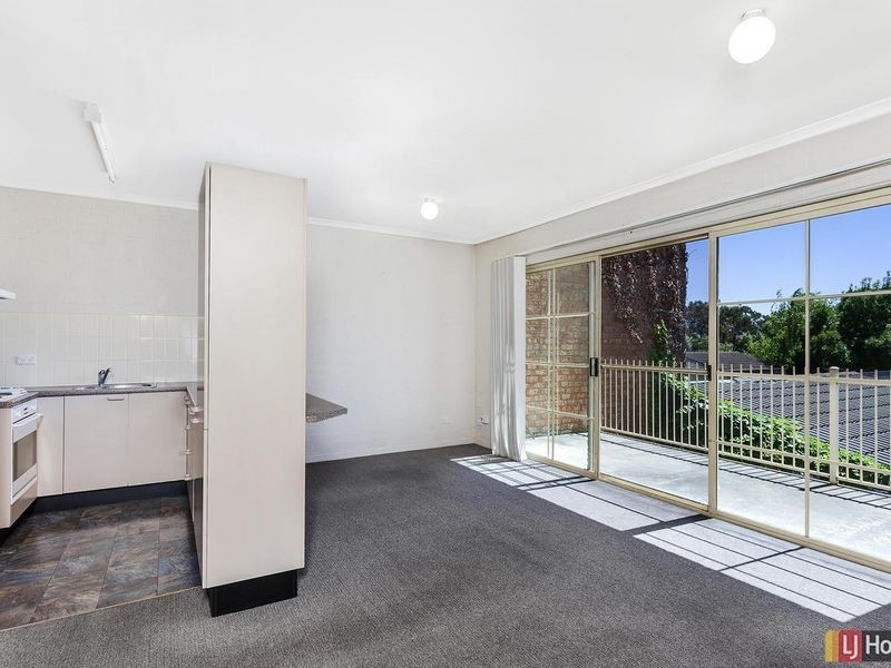 22/42 Jerrabomberra Avenue, Narrabundah ACT 2604