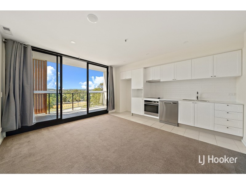 50/1 Anthony Rolfe Avenue, Gungahlin ACT 2912