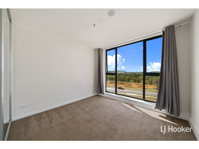 50/1 Anthony Rolfe Avenue, Gungahlin ACT 2912