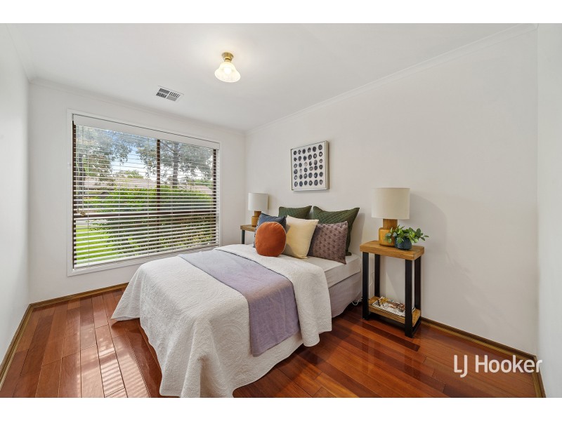 4 Lidgett Place, Florey ACT 2615