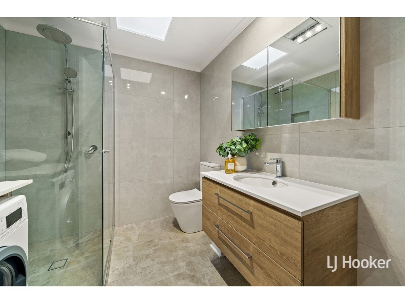 4 Lidgett Place, Florey ACT 2615