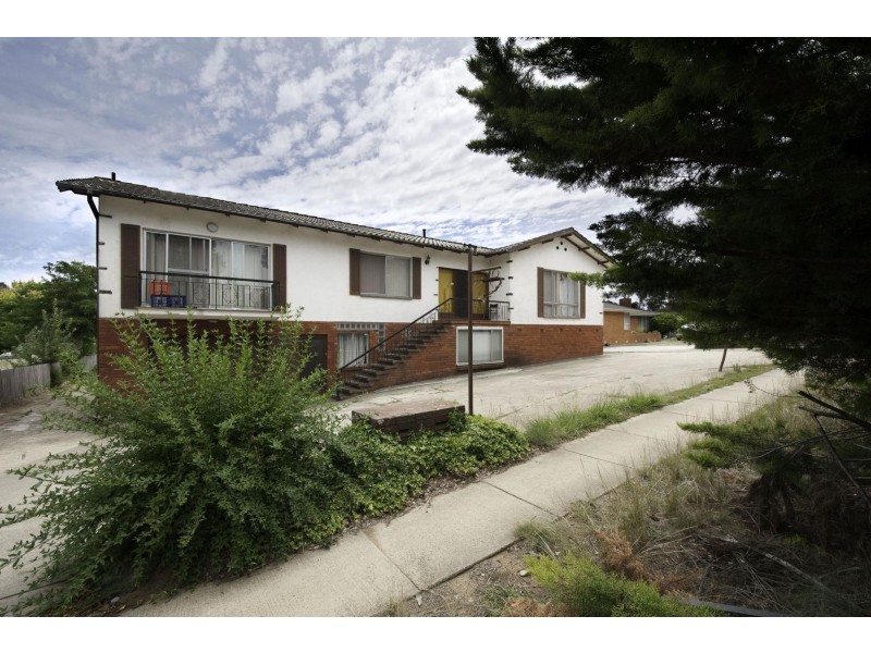 2/6 Belconnen Way, Page ACT 2614