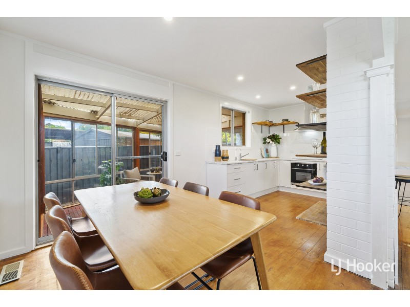 15 Findlay Street, Higgins ACT 2615