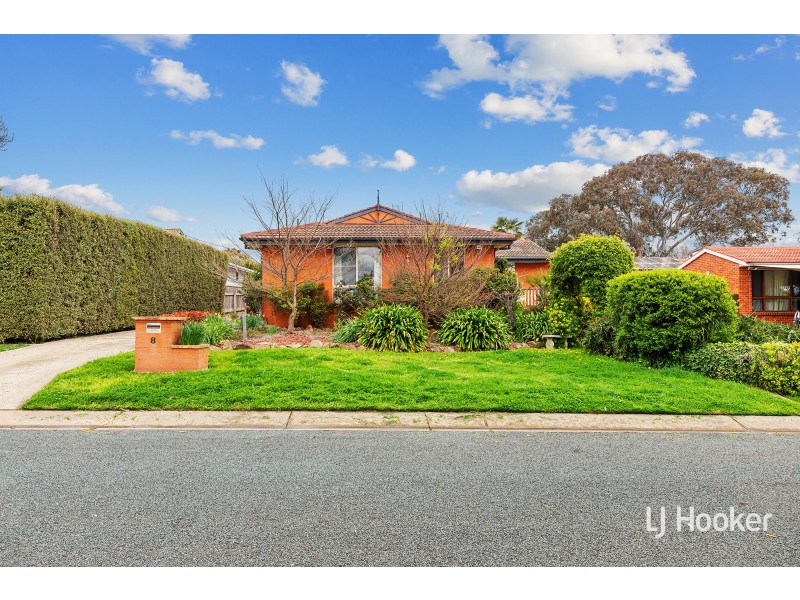 8 Bavay Place, Page ACT 2614