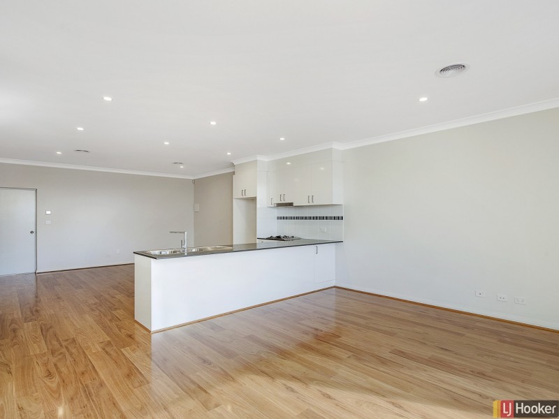 8/11 Sellbach Street, Weston ACT 2611