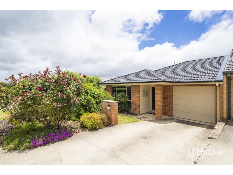 27 Rowland Street, Macgregor ACT 2615