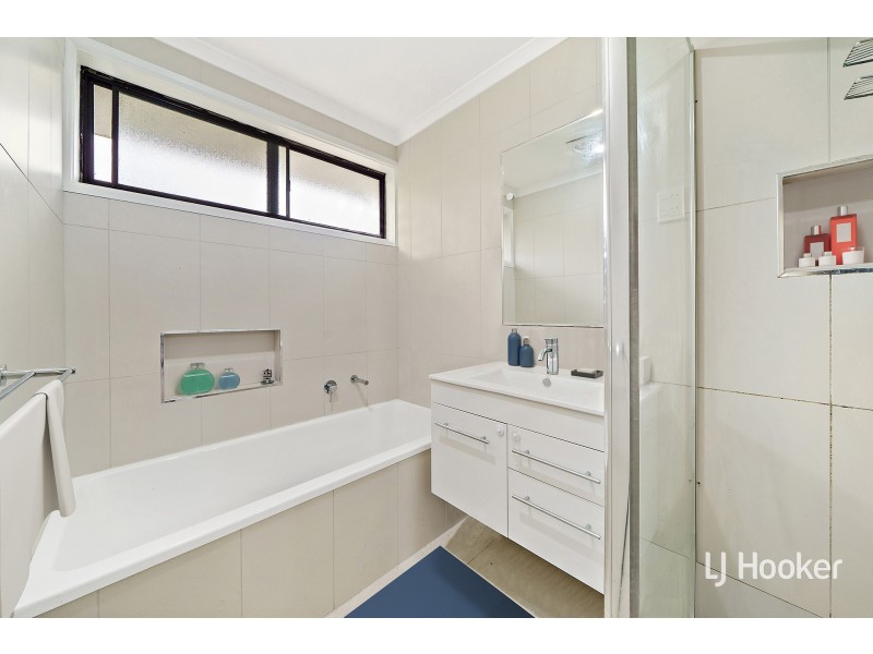 15 Donnison Place, Charnwood ACT 2615