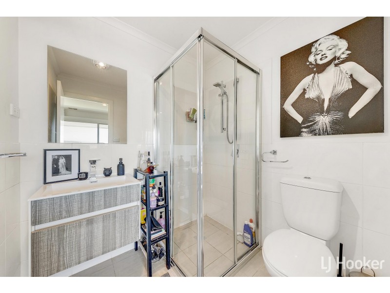 19C Narrambla Terrace, Lawson ACT 2617