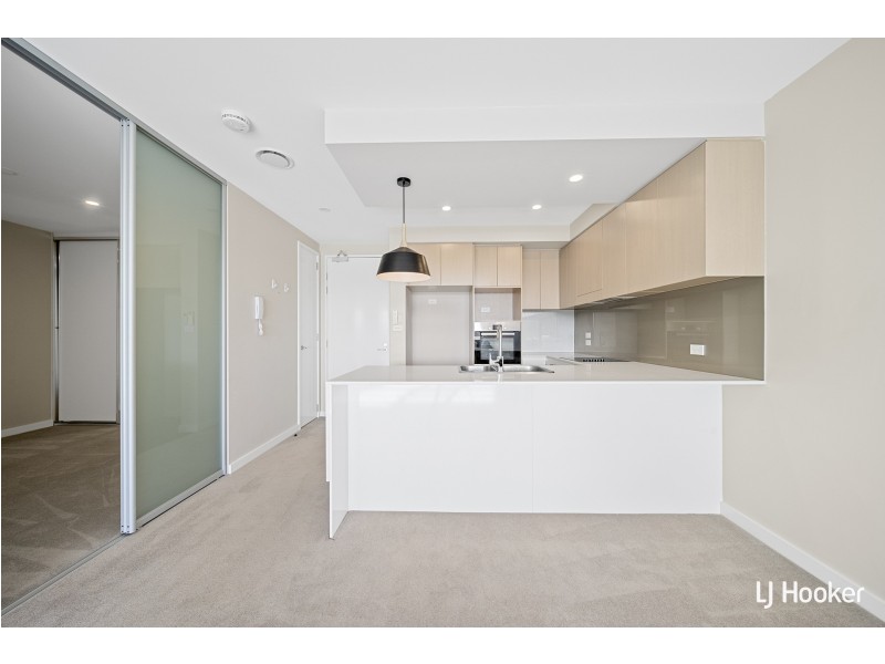 64/115 Canberra Avenue, Griffith ACT 2603