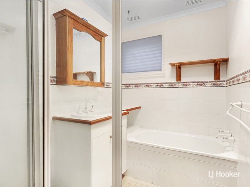 31 Wisdom Street, Hughes ACT 2605