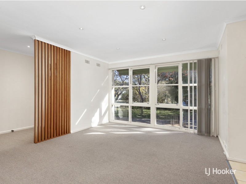 31 Wisdom Street, Hughes ACT 2605