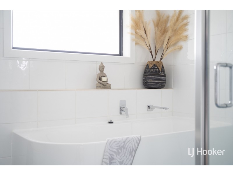52 Attiwell Circuit, Kambah ACT 2902