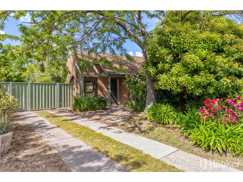 22 Boswell Crescent, Florey ACT 2615