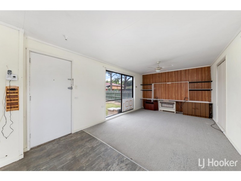 12 Yabsley Place, Charnwood ACT 2615