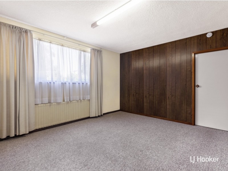 1/6 Galbu Place, Aranda ACT 2614