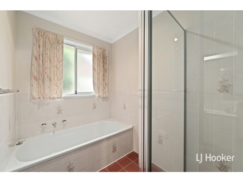 6 Mudge Place, Mckellar ACT 2617