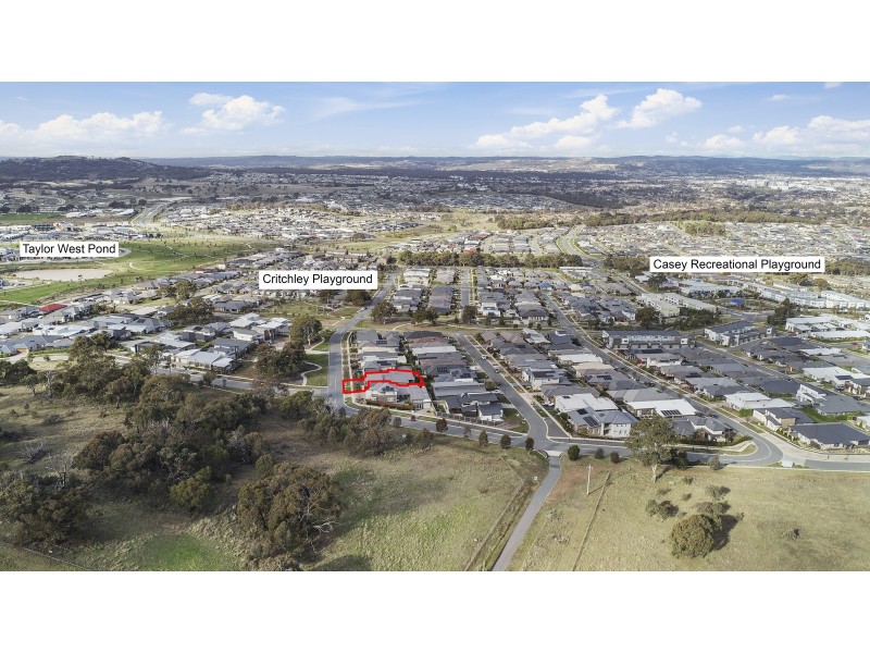 32 Edna Thompson Crescent, Casey ACT 2913