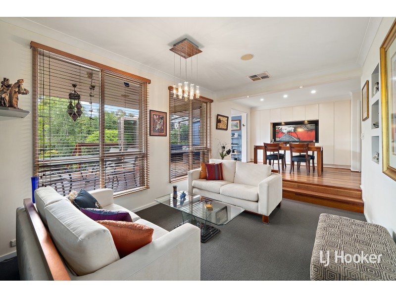 16 Bowley Place, Florey ACT 2615