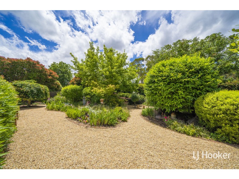 16 Bowley Place, Florey ACT 2615