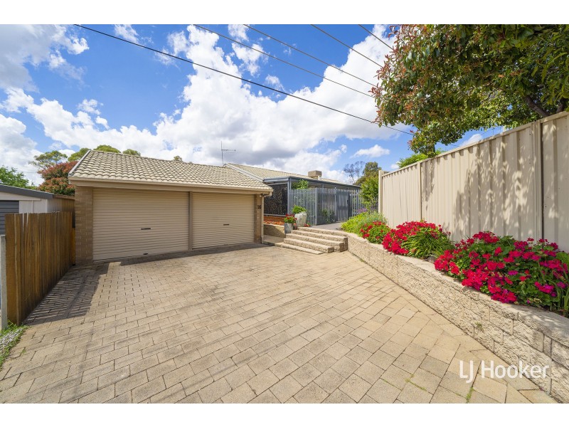 16 Bowley Place, Florey ACT 2615