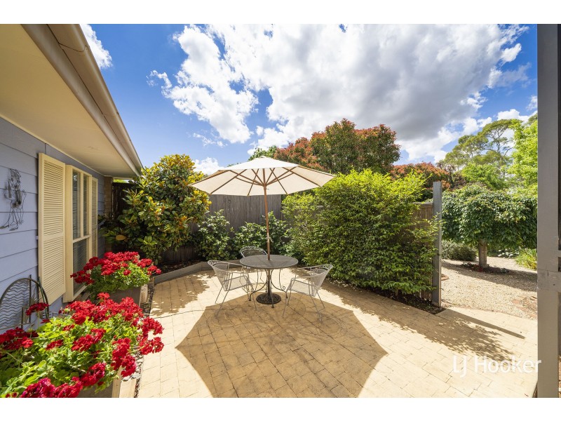 16 Bowley Place, Florey ACT 2615