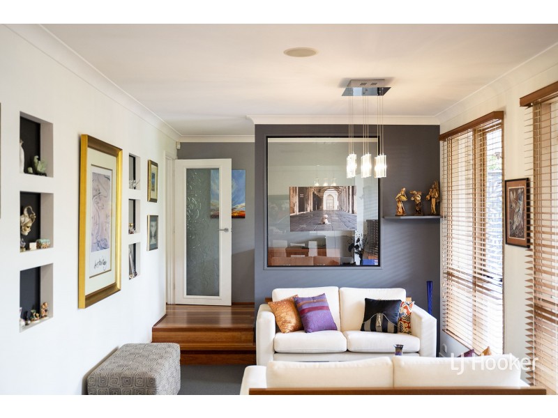 16 Bowley Place, Florey ACT 2615