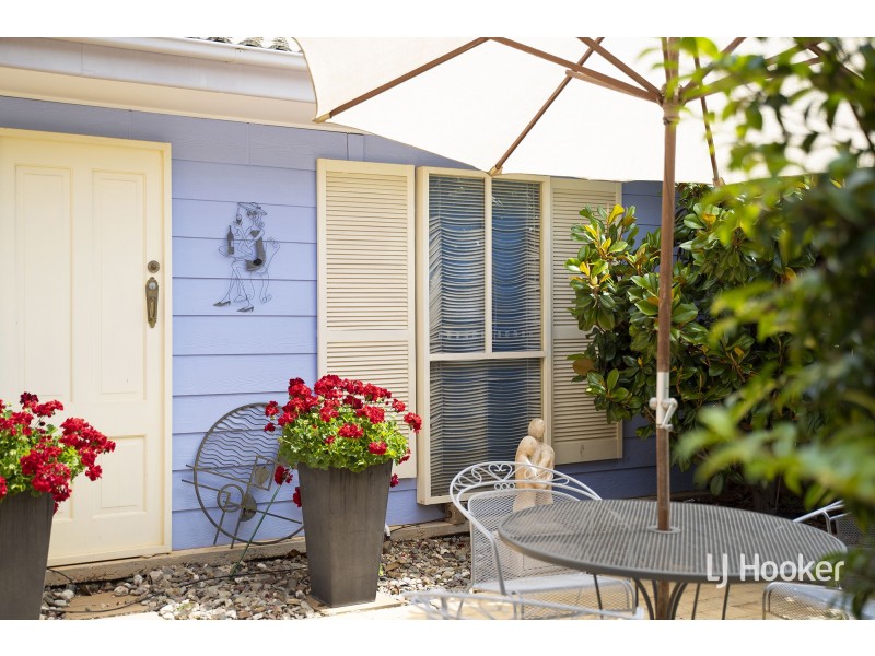16 Bowley Place, Florey ACT 2615