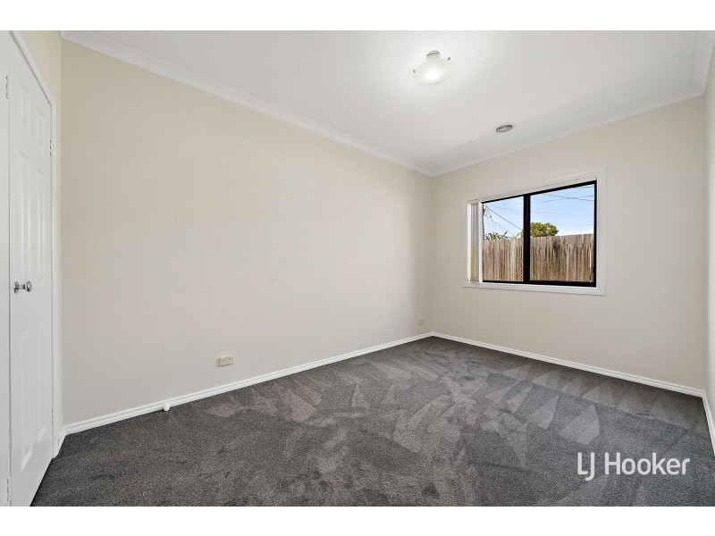 7 Bega Place, Narrabundah ACT 2604