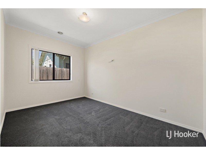 7 Bega Place, Narrabundah ACT 2604