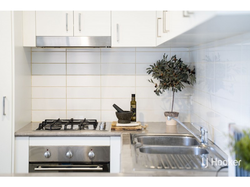94 Refshauge Crescent, Macgregor ACT 2615