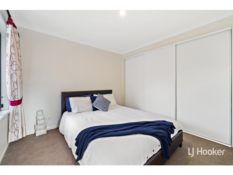 94 Refshauge Crescent, Macgregor ACT 2615