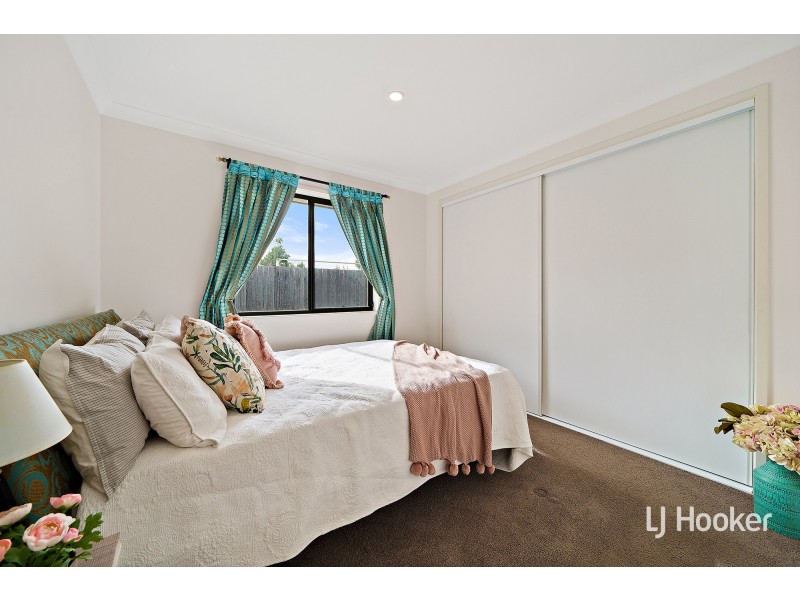 94 Refshauge Crescent, Macgregor ACT 2615
