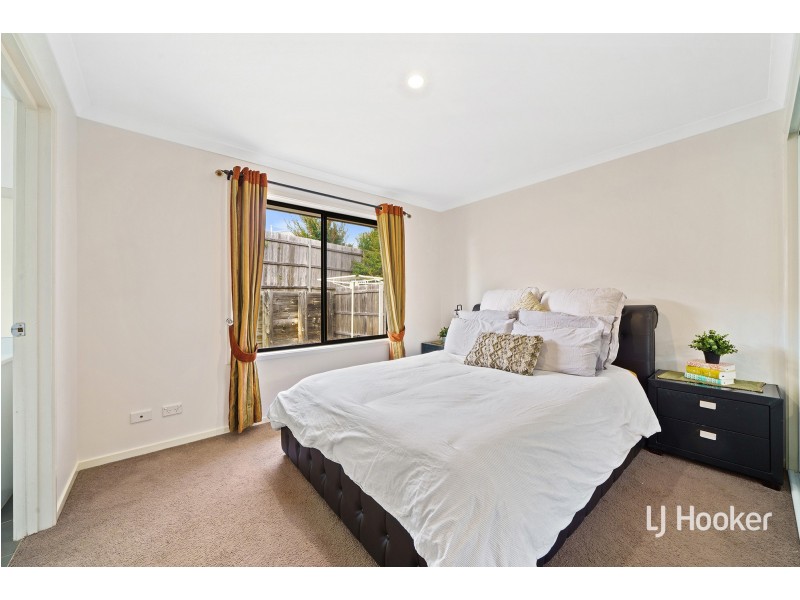 94 Refshauge Crescent, Macgregor ACT 2615