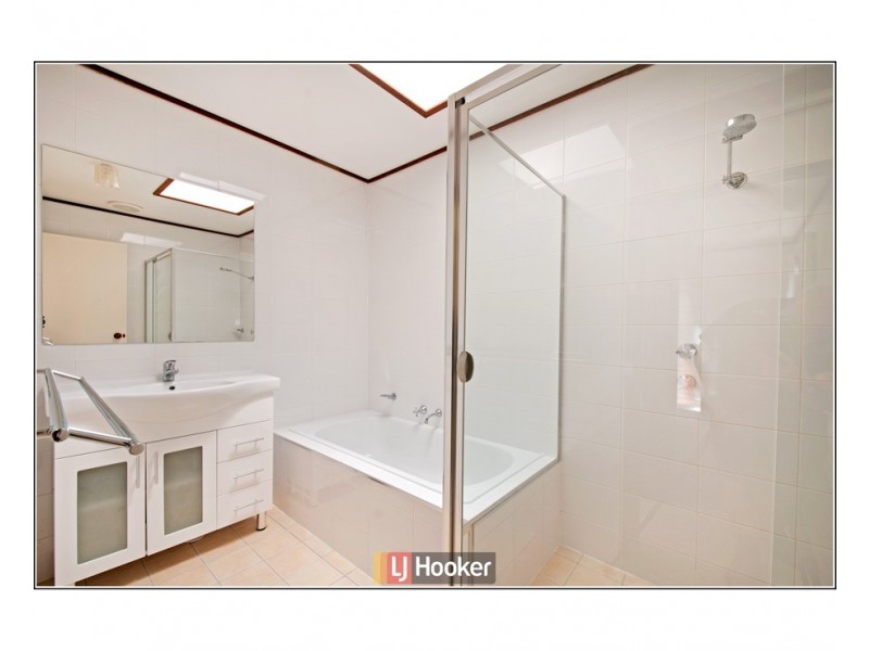 9 Strong Place, Belconnen ACT 2617