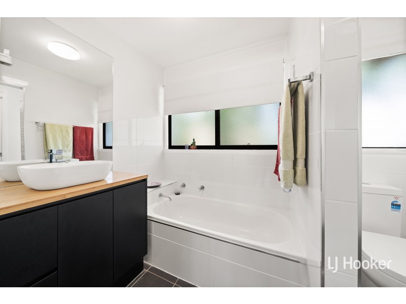 19 Goddard Crescent, Holt ACT 2615