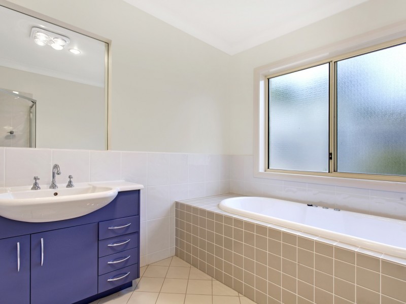 12B Kilby Crescent, Weetangera ACT 2614