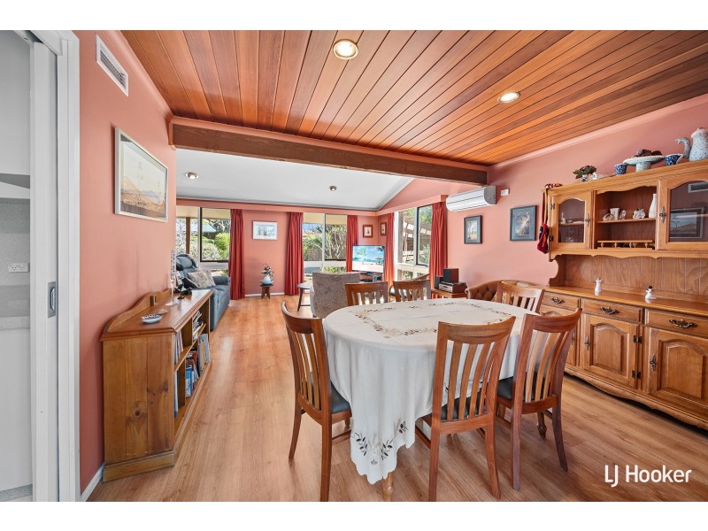 8 Hayden Close, Florey ACT 2615