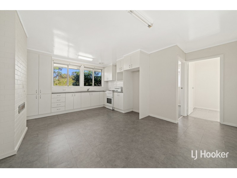 8 Carron Street, Page ACT 2614