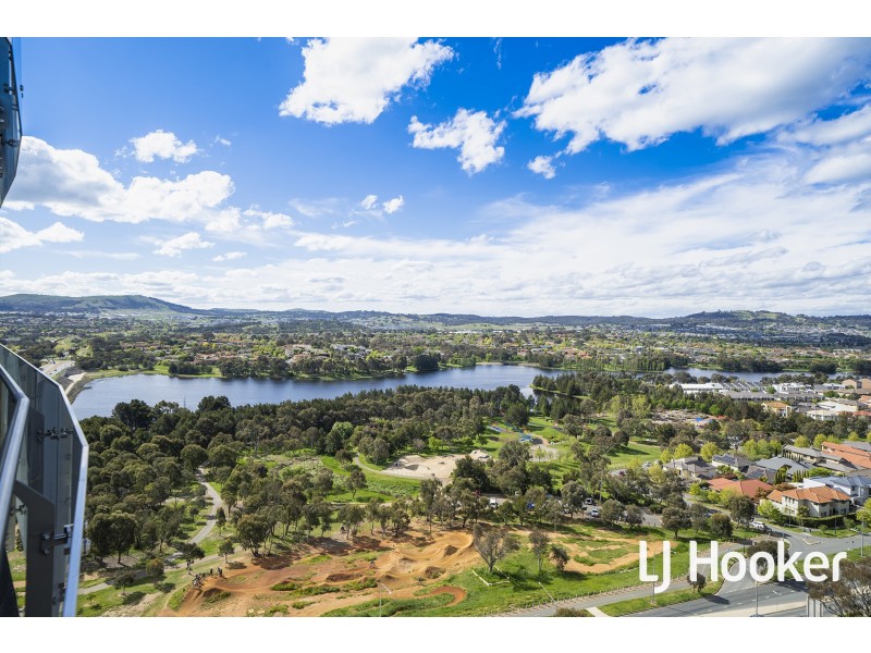 215/1 Anthony Rolfe Avenue, Gungahlin ACT 2912