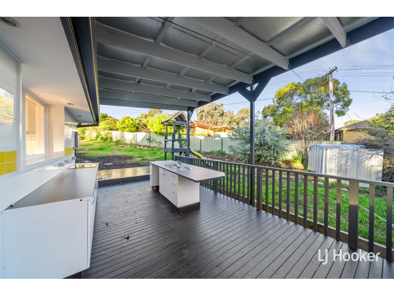 8 Harland Place, Flynn ACT 2615