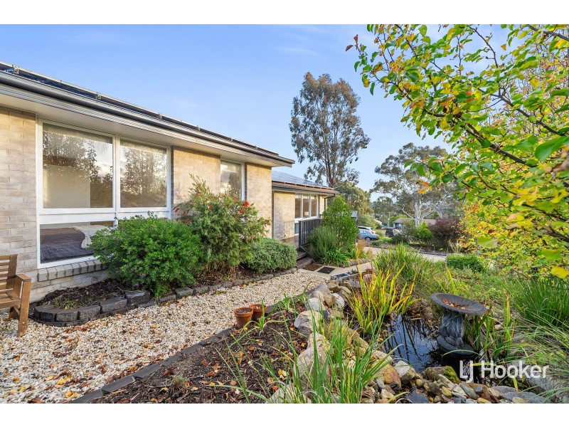 8 Harland Place, Flynn ACT 2615