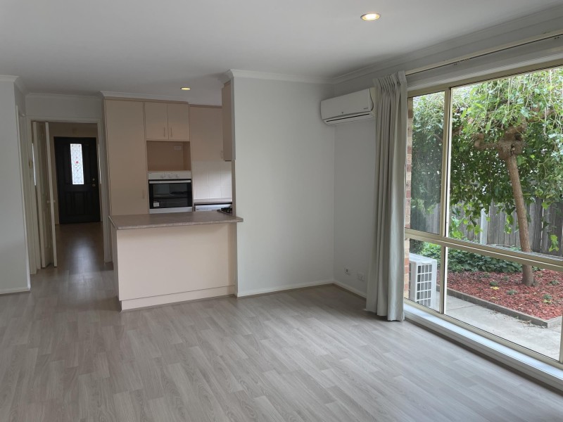 10 Hobday Place, Dunlop ACT 2615