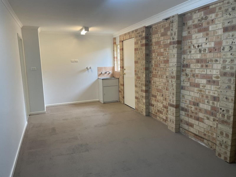 10 Hobday Place, Dunlop ACT 2615