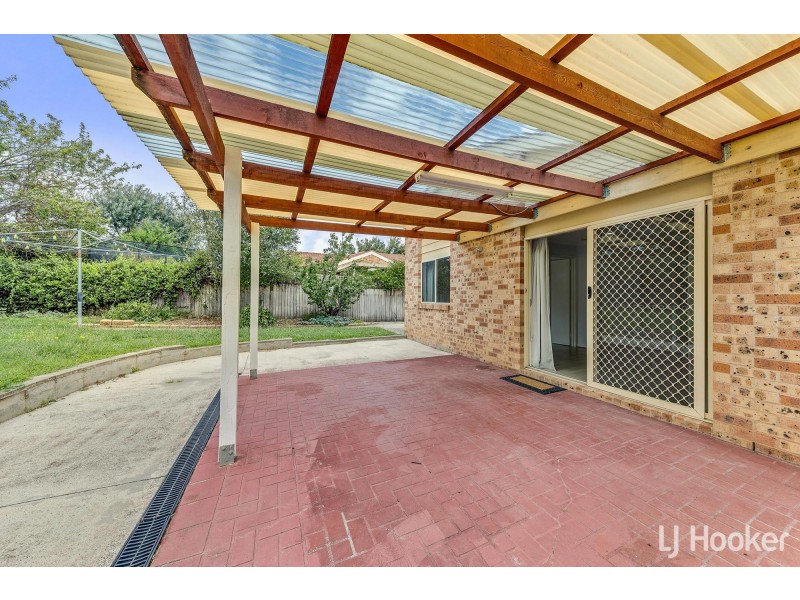 10 Hobday Place, Dunlop ACT 2615