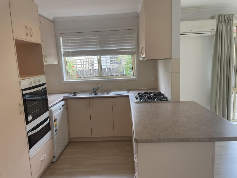 10 Hobday Place, Dunlop ACT 2615
