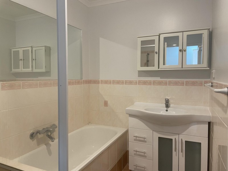 10 Hobday Place, Dunlop ACT 2615