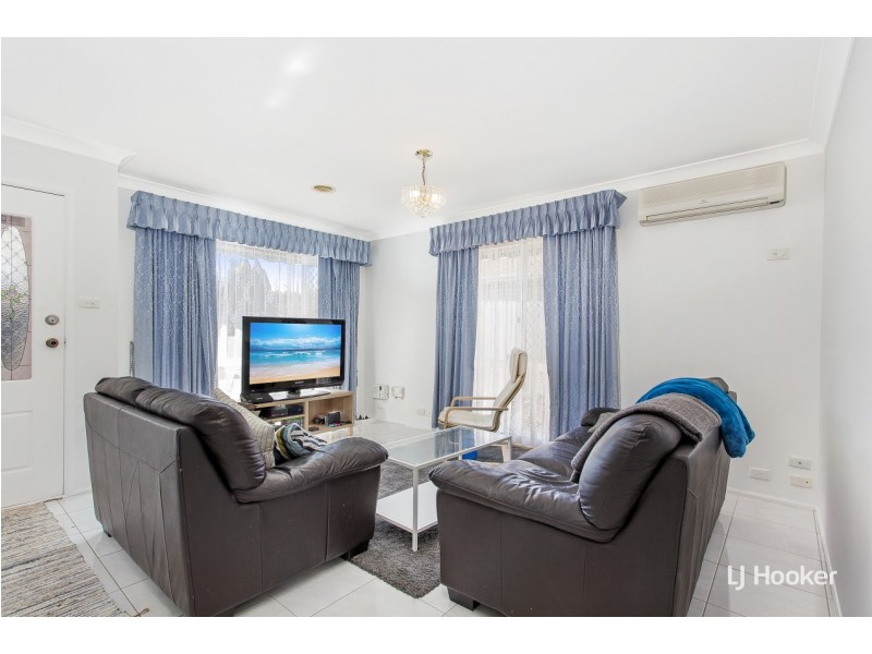 18 Leita Court, Ngunnawal ACT 2913