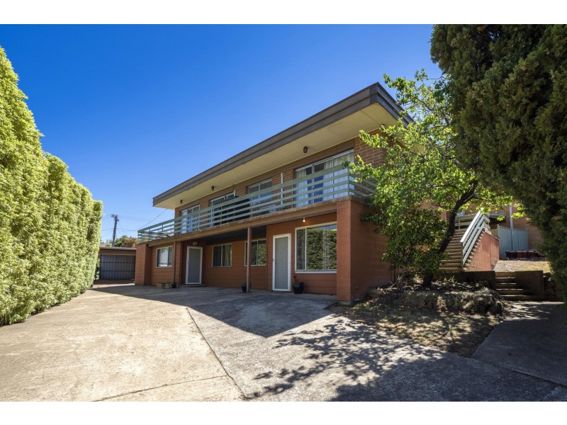 19C Barber Crescent, Flynn ACT 2615