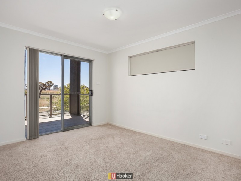 4/75 Elizabeth Jolly Street, Franklin ACT 2913