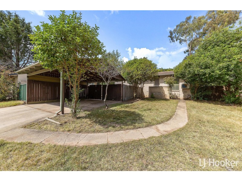 6 Baylis Place, Charnwood ACT 2615